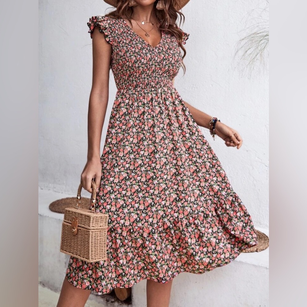 SHEIN VCAY Ditsy Floral Print Ruffle Hem Dress
